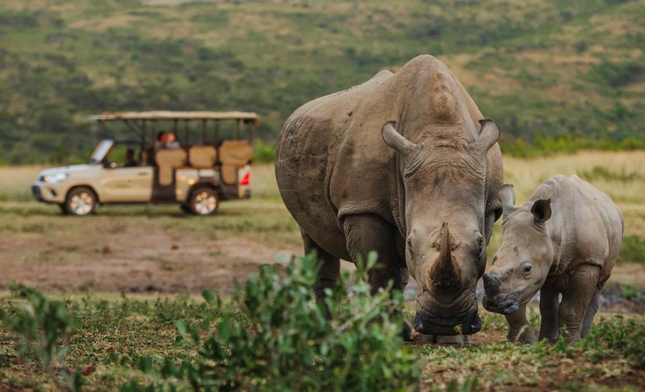 Rhino Ridge Safari Lodge KwaNompondo Exterior foto